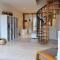 Spacious detached house with stunning views
