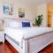 Grand Marina Suite -Waterfront Condo