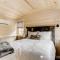 The Moosewood in Treehouse Grove at Norton Creek - غاتلينبرغ