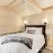 The Spruce in Treehouse Grove at Norton Creek - غاتلينبرغ