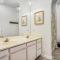 Riverside Suites - Unit B - Saugatuck
