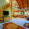 Lupine Lodge