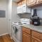 Landing Modern Apartment with Amazing Amenities (ID9665X12) - Seabrook