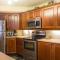 3306 - One Bedroom Den Deluxe Powderhorn Lodge condo