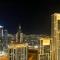Downtown Luxury - Stunning Burj Khalifa & Sea View - 5 Minutes Walk to Dubai Mall