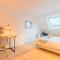 3 bedroom apartment with parking & balconies