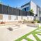 Special Offer with Chilled-Heated Pool & Ocean Views by Deluxe Holiday Homes - 富查伊拉