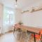 4 bedroom house with garden