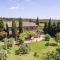Private country house surrounded by olive trees - Crespiá