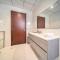 Special Offer with Chilled-Heated Pool & Ocean Views by Deluxe Holiday Homes - 富查伊拉