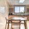 Special Offer with Chilled-Heated Pool & Ocean Views by Deluxe Holiday Homes - 富查伊拉