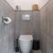 3 bedroom house with garden, free parking