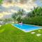 Lakefront Villa and Paddle Board TGH - ميامي