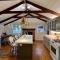 Santa Rosa Wine Cottage with Spa Amenities