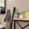 Santa Rosa Wine Cottage with Spa Amenities