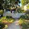Santa Rosa Wine Cottage with Spa Amenities