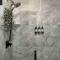 Santa Rosa Wine Cottage with Spa Amenities