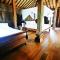 VILLA LE PETIT LEON "Authentic Traditional Wooden House" - Pabean Buleleng