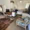 The Stables, Central Garden Cottage in Howick - Fastest WiFi in Howick