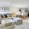 2 Mi to Downtown Denver Stylish Gem with Fireplace! - دنفر