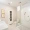 Clifton House - King Suite in Historic Home, Mississippi River Views