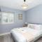Renovated 3BR wgarden in Stratford, 1min to Train - London