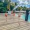 1-Bed self contained Apartment in Noord with Pool
