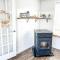 Anchors Away - Relaxing Cottage Minutes from Lake