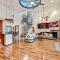 Beachfront,V Private, 360 Views, Sunsets, Hottub