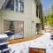 Groovy Days Chalet