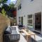 Hillside Villa 2- Walk To Town- AC- Free Parking