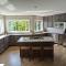 Candlewood Lake -Family Getaway, Lakefront 3775 sqft Home