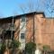 Charming Condo Near WFU and Hospitals, Full Kitchen, Strong WiFi, In-Unit Laundry