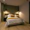 Balmoral Plaza Hotel