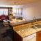 3402 - One Bedroom Den Deluxe Powderhorn Lodge condo