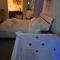 B&B Napoli Centrale Room&Jacuzzi