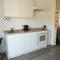 HUGOS Studio Apartment