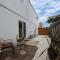 Downtown Beach Home, 5 min to Beach! Backyard, BBQ - 亨廷顿海滩