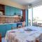 1 Bedroom Cozy Apartment In Costa Saracena - Caste