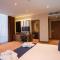 Ekor Elegance Hotel