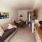Rising Sun- Bright 1BR Apartment with Pool & Terrace, Steps from Corralejo Beach