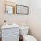 Best Hocking Hills Cabin with Hot tub sleeps 8 Red Brick Ranch