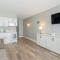 Beautiful Oceanfront Queen Suite-Recently Updated! Sea Mist 20407 - Myrtle Beach