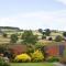 Vast, Elegant Home with Indoor Pool & Sauna near Popular Golf Course - Kington