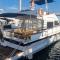 Beautiful and comfy boat in Barcelona with boat tour option - Барселона