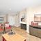 Three Bedroom Three Bath Home w Patio 1 block from beach