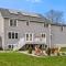 Cozy Chic Countryside Haven, Sleeps 4, Firepit - Sturbridge