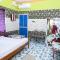 HOLIDAY INN
