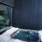 Aurora View Lapland, Sky View Bedroom & Jacuzzi - 基尔匹斯扎我维