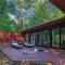 Modern Wooded Oasis w Hot Tub, WiFi, Grill, & Dome